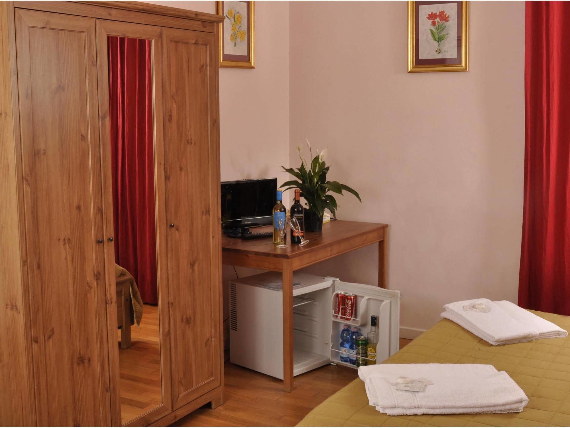 Gialel Guesthouse Rome Exterior photo
